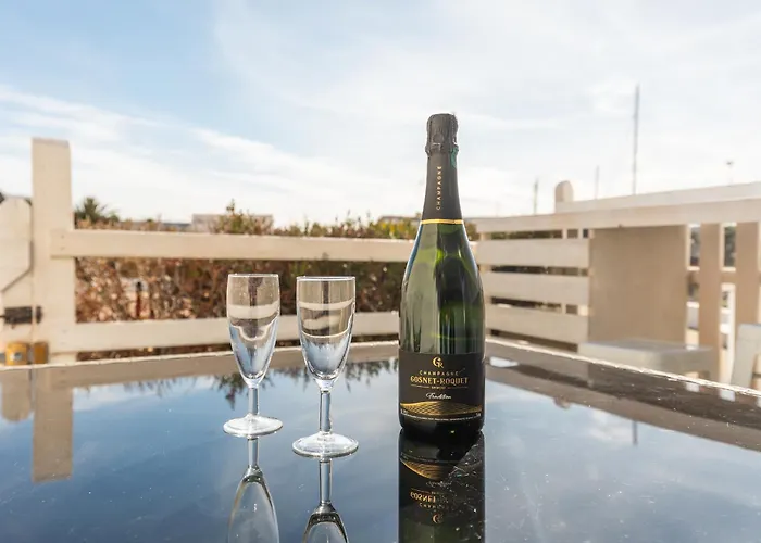 아파트 Sun Marina Port Soleil